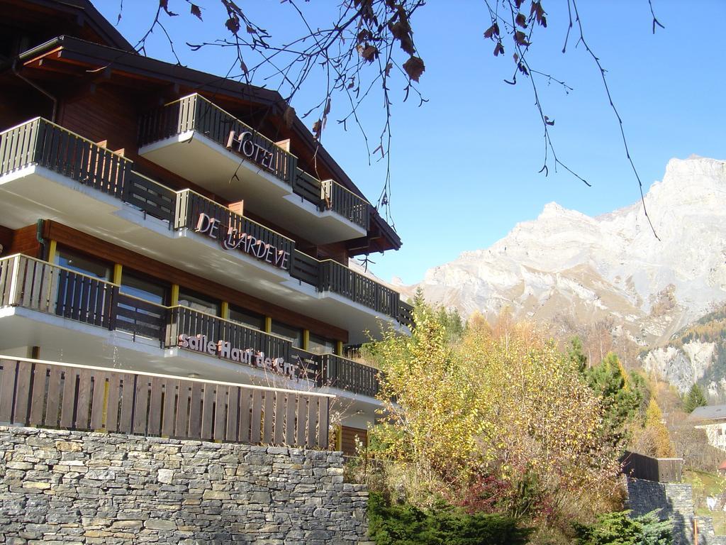Hostellerie De L'Ardeve โอวรอนนาซ ภายนอก รูปภาพ