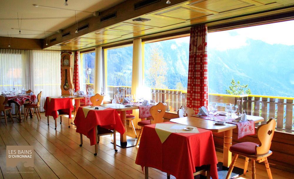 Hostellerie De L'Ardeve โอวรอนนาซ ภายนอก รูปภาพ