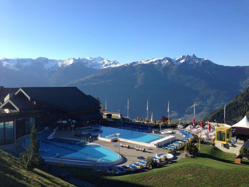 Hostellerie De L'Ardeve โอวรอนนาซ ภายนอก รูปภาพ